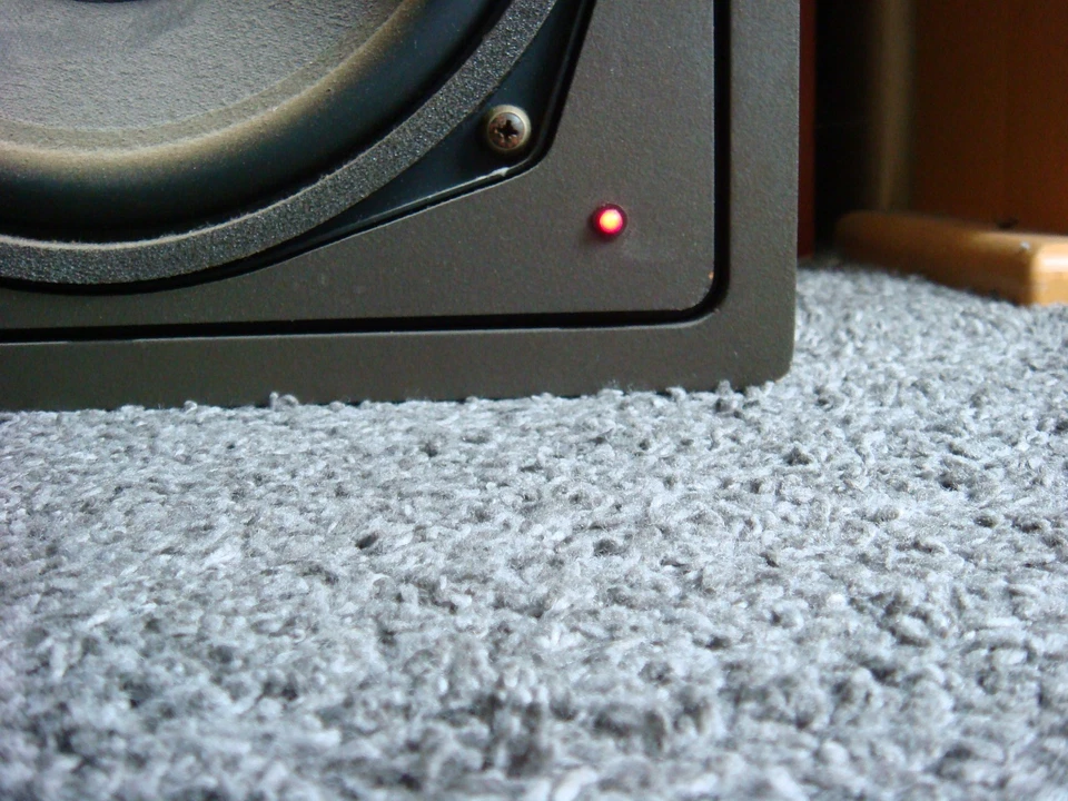 Klein + Hummel  O96 3 Wege-System Profi-Studiomonitore  Referenzklasse! - Bild 4 von 4