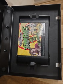 Sega Genesis - Zombies Ate My Neighbors - Tested & Good Video Game in the Box