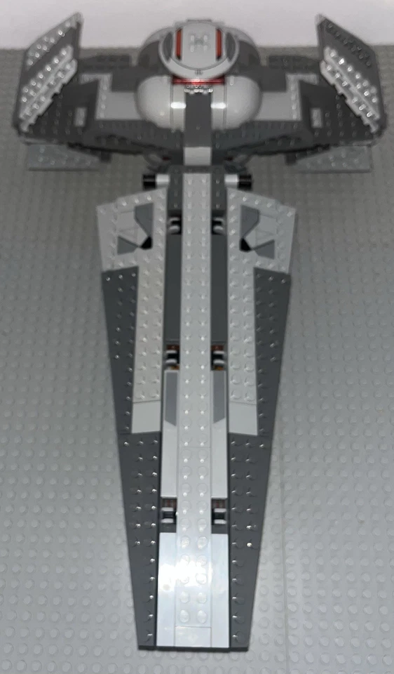 Lego 7961 Star Wars Darth Maul's Sith Infiltrator Set Minifigures - Image 3 of 4