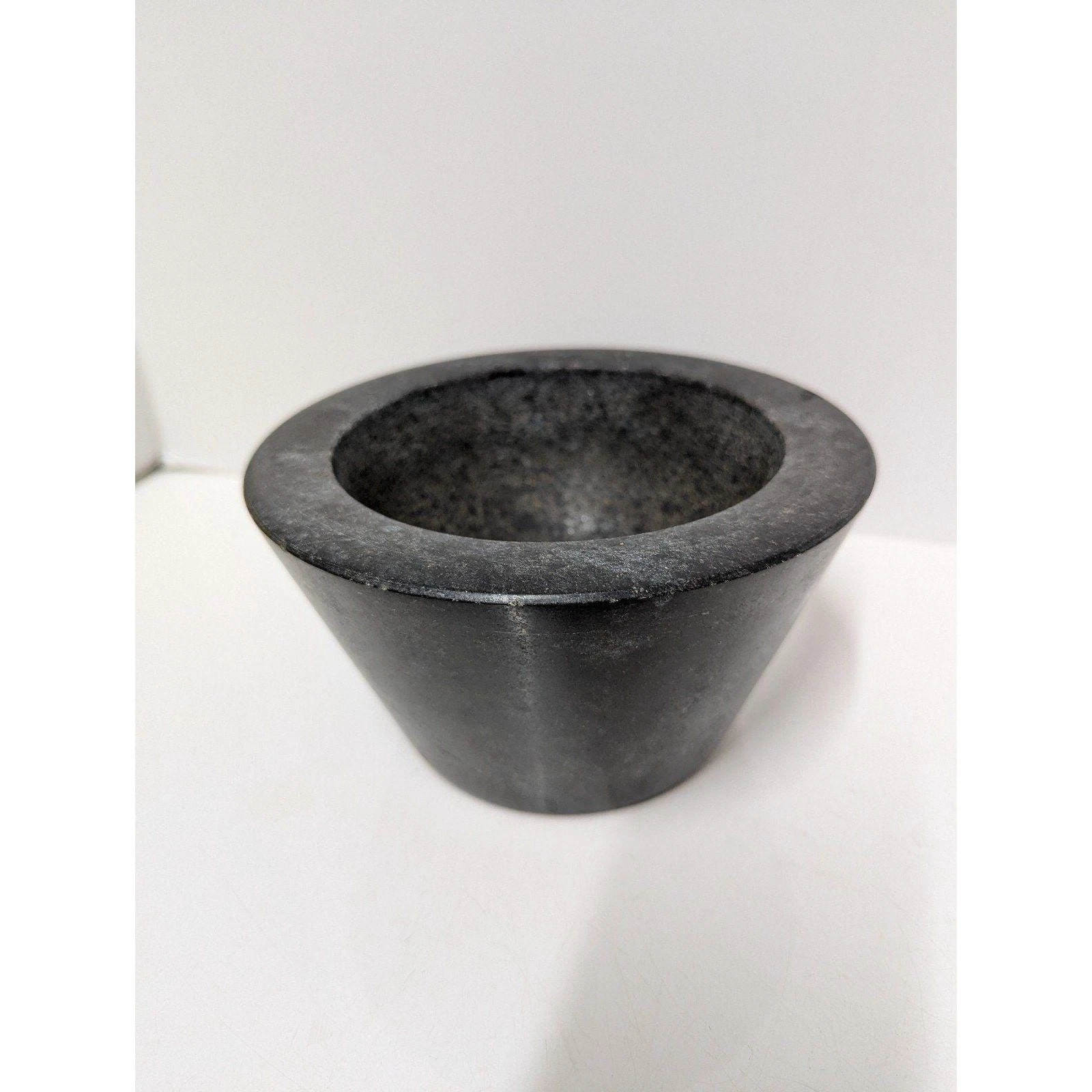 MORTAR GRINDING STONE