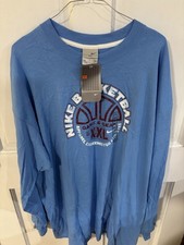 Men's Vintage Y2K 2004 Nike Basketball Game & Gear T-shirt XXL