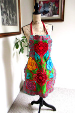 MEXICAN EMBROIDERED KITCHEN APRON FLORAL MANDIL MEXICANO BORDADO FLORES ONE SIZE
