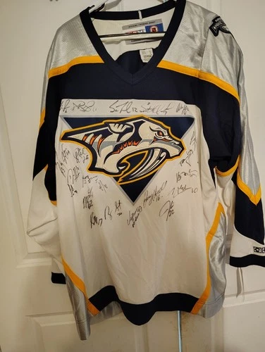 Nashville Predators Signed Hockey Jersey Multiple Autographs Original