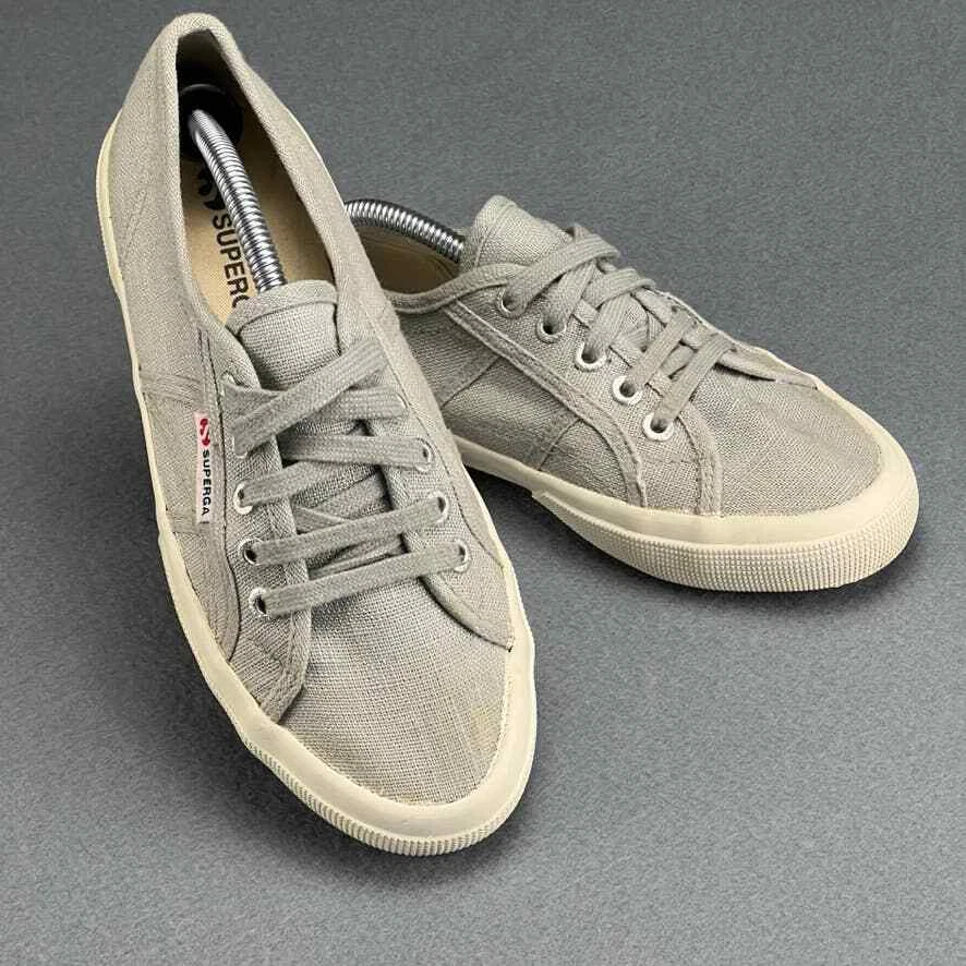 Superga linen top