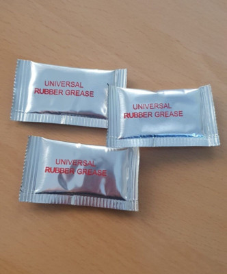3x Universal Gummifett - für Bremsen / Bremssättel