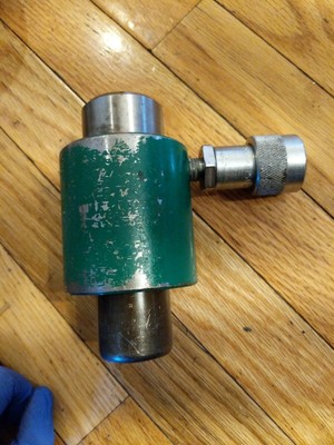 Greenlee 746 Hydraulic Ram Knockout Driver