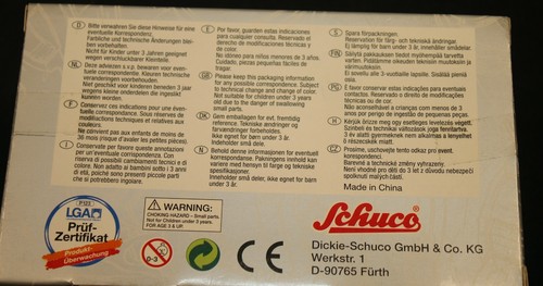 Schuco Isuzu V-Cross Red Junior Line 1:43 Car Diecast Exclusive Edition - Picture 2 of 7