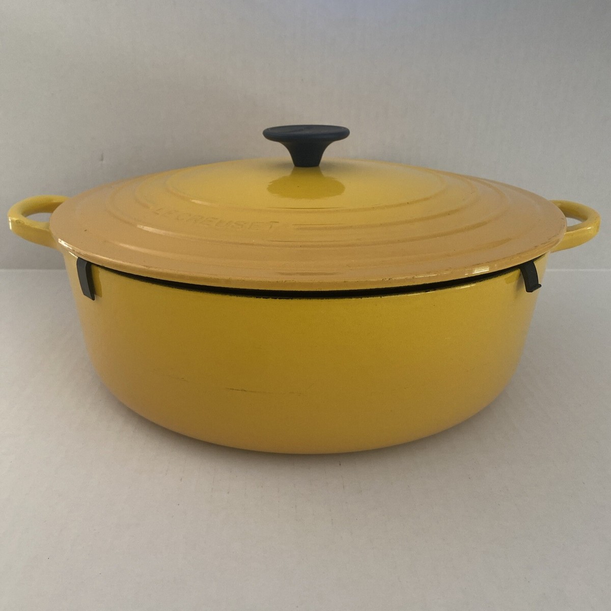Vintage Le Creuset #30 5 Qt. Shallow Yellow Enamel Cast Iron Round