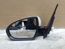 Used Left Door Mirror fits: 2020 Hyundai Tucs...
