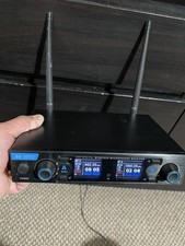UHF Dual Wireless Microphone System 200 Channel Headset System
