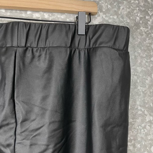Torrid Women's Plus Size Black Signature Waist Faux Leather Leggings - 4 (4X) - Picture 6 of 7