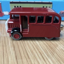 TOMY Thomas The Tank Engine Trackmaster Bertie Bus Toy push along 2002