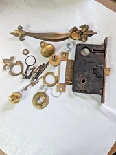 Antique Norwalk Lock Mortise Lock, knob, fleur de Lis pull No Key Victorian