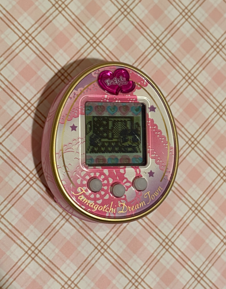 Tamagotchi Friends ピンク 本体 Tamagotchi Friends Digital Dreamtown pink lace gem Connection