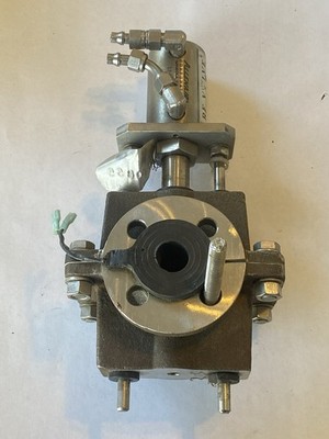RF Valve BE1 P90-533SX FPM1-150-30 Pneumatic Positioner With Gate