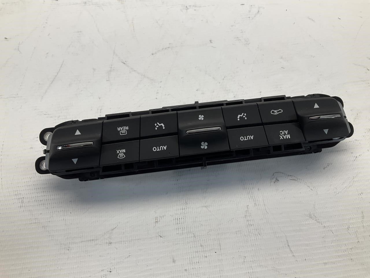 19-23 Maserati Levante Heater AC A/C Air Temperature Control Panel Q