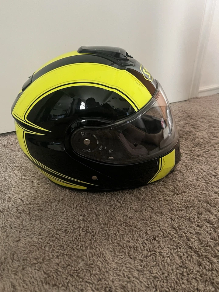 Casco Modular Shoei NeoTec Borealis&Sena Bluetooth Negro Amarillo DESCONTINUADO Foto 3 de 4
