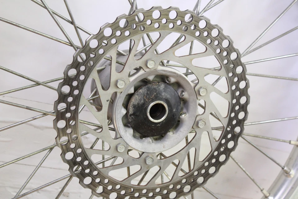 Honda CRF 250R 2008 montaje de rueda delantera Foto 4 de 4