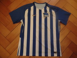 Nike Hertha Bsc Trikot Grosse Xxl Nummer 4 Jubilaumstrikot Ohne Sponsor Ebay Nike Hertha Bsc Trikot Grosse Xxl Nummer 4 Jubilaumstrikot Ohne Sponsor Ebay