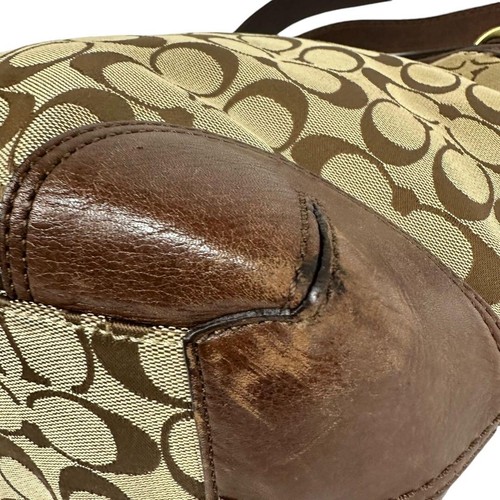 Autentica borsa a tracolla Coach Signature in pelle beige F12390 - Foto 6 di 16