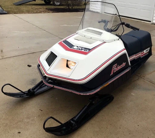 Calcomanía de túnel de vinilo premium Polaris Cobra 440 - Gráfico de moto de nieve vintage Foto 2 de 3