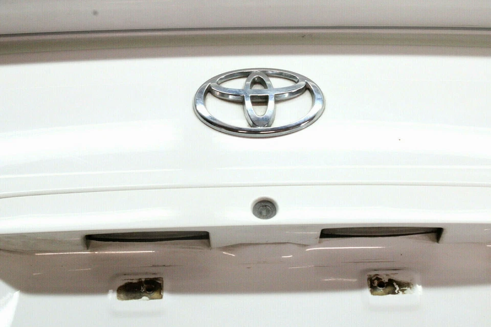 2003 丰田 PRIUS TRUNK 盖带唇勺白色原始设备制造商 01 02 03 — 第 3/4 张图片
