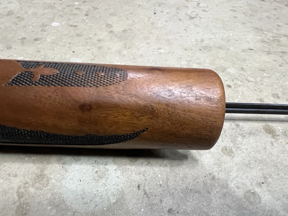 Escopetas WooD Noble mod 60 guardabarros y tubo de funcionamiento 12 Ga., cola de castor, a cuadros Foto 3 de 4