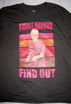FIDDLE AROUND And FIND OUT - Morals Over HUSSIES - M Medium - T Shirt - New