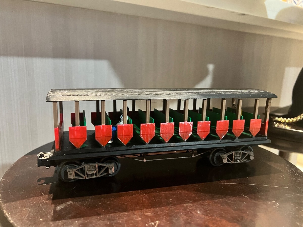 O Scale Open Air Amusement Park Passenger Car Kit A