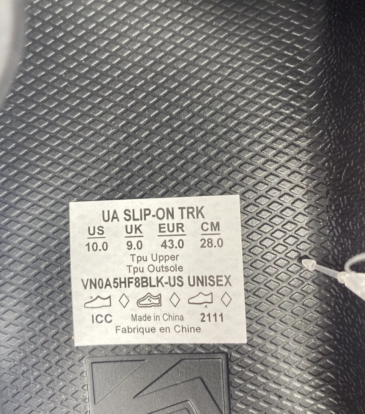 vans slipon trk shoe Men’s Size 10 VN0A5HF8BLK black Water Shoe