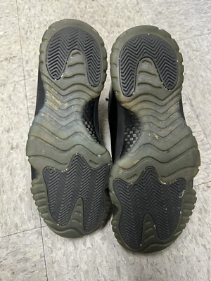 jordan 11 cap and gown 9.5