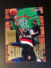 1996 CLIFFORD ROBINSON SkyBox Basketball Card  # SL38 Made in USA