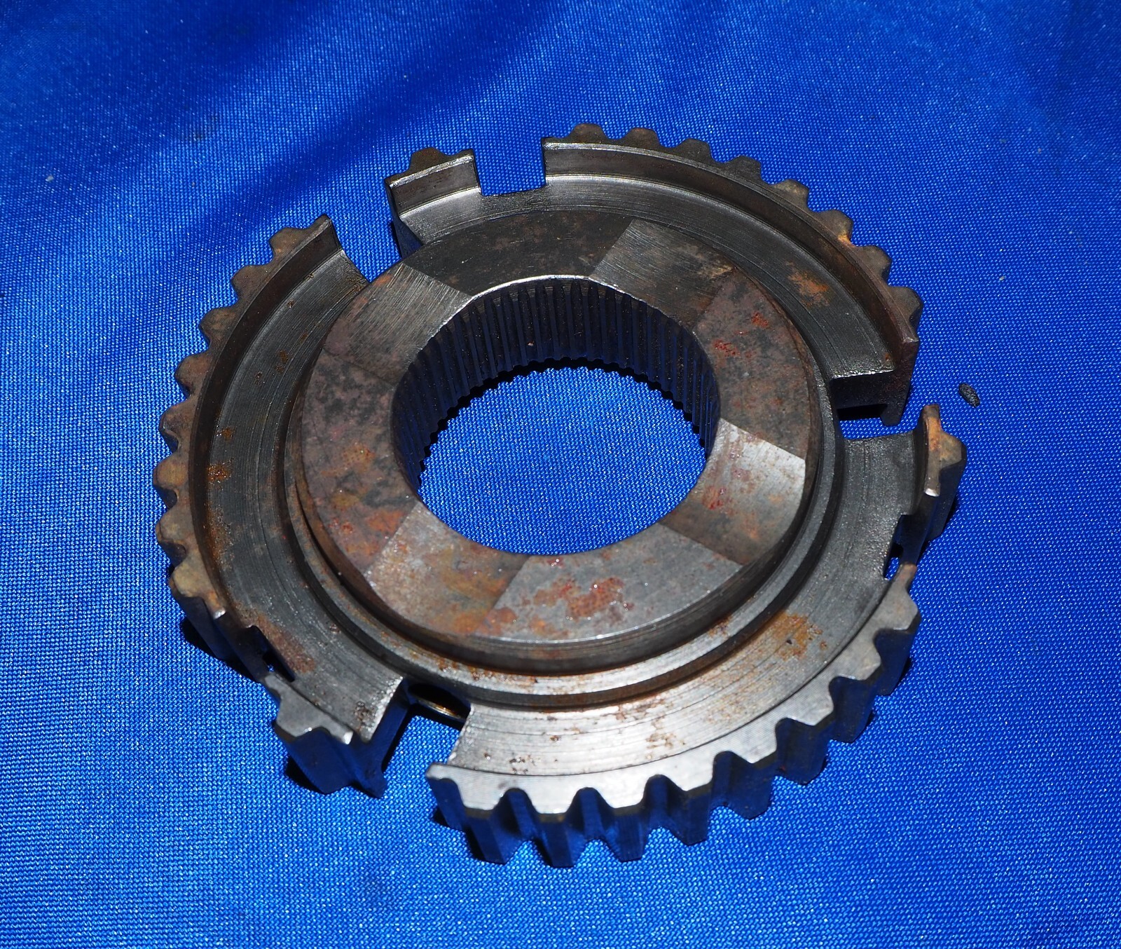 Ferrari 208 308 Mondial Transmission 1st 2nd 3rd Reverse Synchro Sleeve 106050