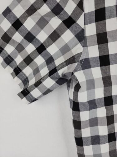 Sahara Club Mens Black Plaid Short Sleeve Button Front Shirt Size Medium - Picture 3 of 10