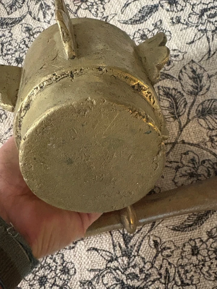 "Antiguo juego de boticario de latón mortero y mortero del siglo XVIII a principios del XIX 5"" 10 libras" Foto 4 de 4