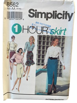 Simplicity Sewing Pattern 8562 Skirts Straight Flare Misses Size XS-MD