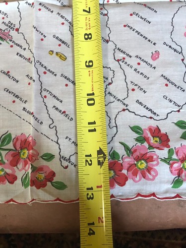 Vintage State Of Iowa Handkerchief W/Floral Design & Scalloped Edges - Picture 4 of 4