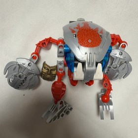 LEGO Bionicle Series 1 2002 Lot 4 Figures 8589 8564 8574 8562 Canisters Manuals
