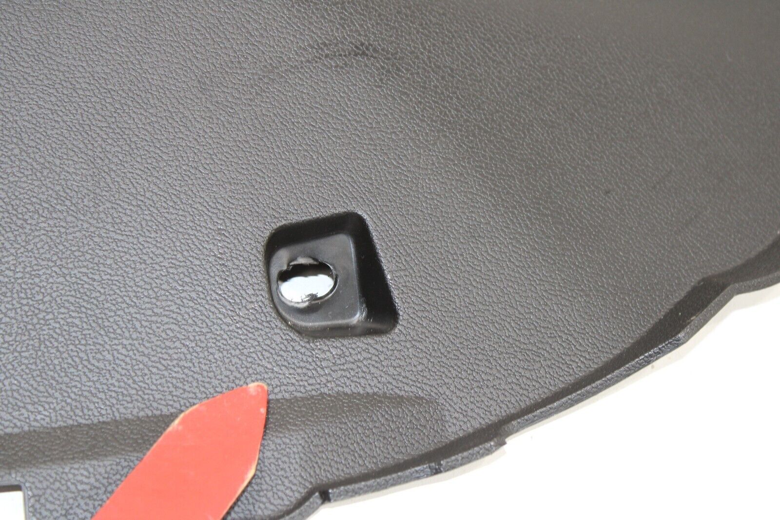 2017-2020 MASERATI LEVANTE REAR LEFT C PILLAR LOWER QUARTER TRIM COVER PANEL OEM