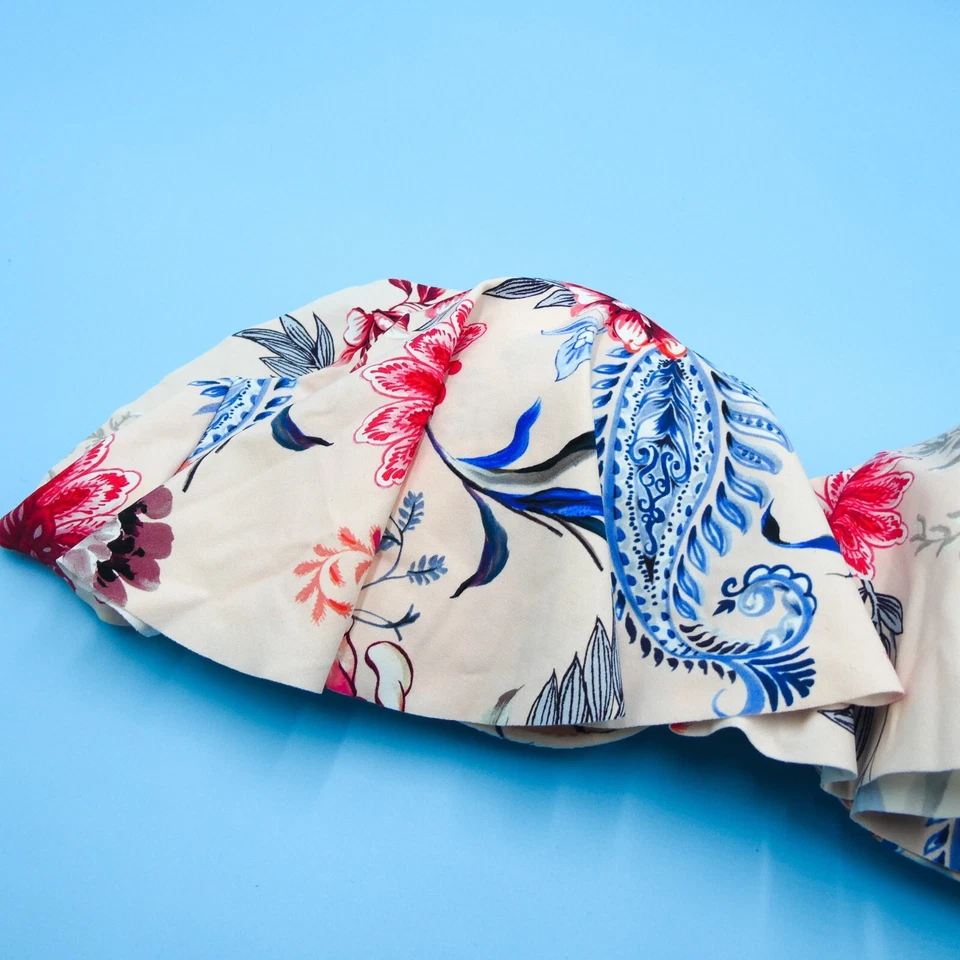 Top de bikini SeaFolly Australia talla 8 rosa floral con volantes bandeau acolchado sin tirantes Foto 2 de 4