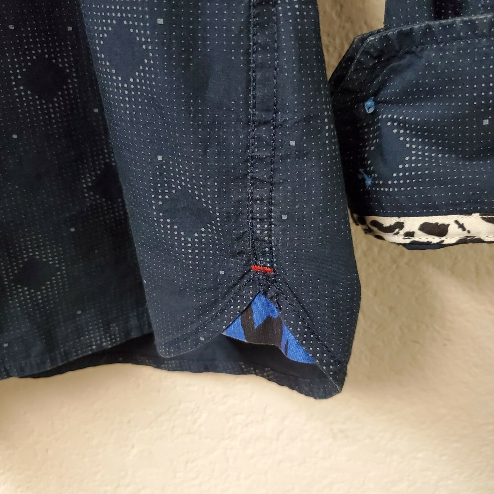 Robert Graham Diamond Pattern Collared Button Up … - image 5