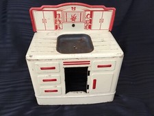 Vintage 1940s Wolverine Supply  Mfg. Co., Pittsburg Toy Metal Children  s Sink