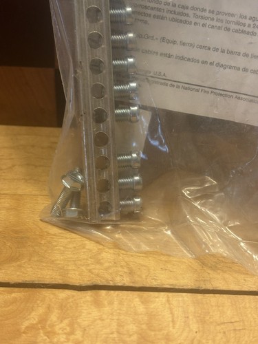 ELECTRICENTER EC2GB152 GROUND BAR KIT 15 POSITION. NEW#14-4 AWG With 2/0AWG Lug - Picture 6 of 6