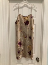 GILLIGAN  O'MALLEY WOMANS GOLD PURPLE FLORAL SATIN NIGHTGOWN SIZE L VINTAGE