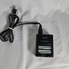Genuine Sony Ni-MH Battery Charger BC-CS2A OEM Charges AA or AAA TESTED