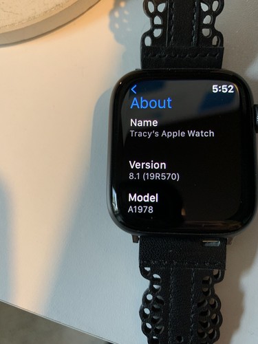 Apple Series 4 Watch Space Black 44mm MU6D2LL/A a1978 16 GB with lace band - Zdjęcie 4 z 6