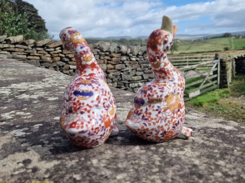 Vintage Pair of Chinese Canton Imari Porcelain Duck Figurines, Hand Painted (photo 2)