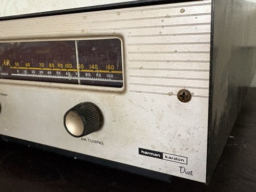 Radio alimentada por tubo sintonizador estereofónico Harman Kardon Duet T-224 (sin probar) - Imagen 6 de 14