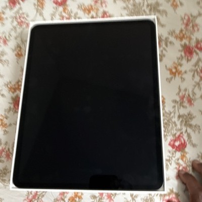 Apple iPad Pro 13 Inch Wi-Fi Cellular Tablet 256GB Space Black