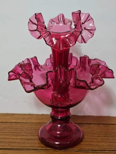 Fenton Cranberry Crimped Ruffled Edge Single Horn Epergne Vase Trumpet Horn 9”